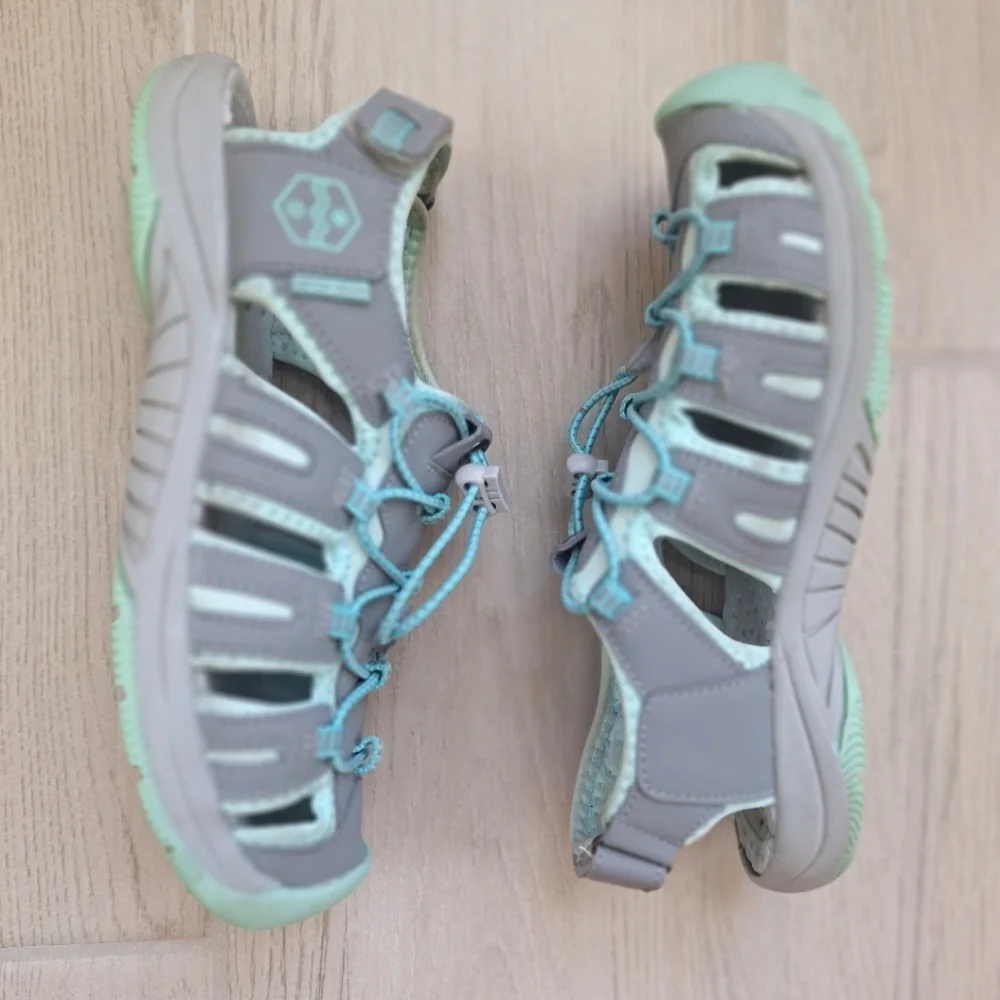Khombu Crystal Women's Athletic Water Ready Closed Toe Hiking Sandals -  Size 7